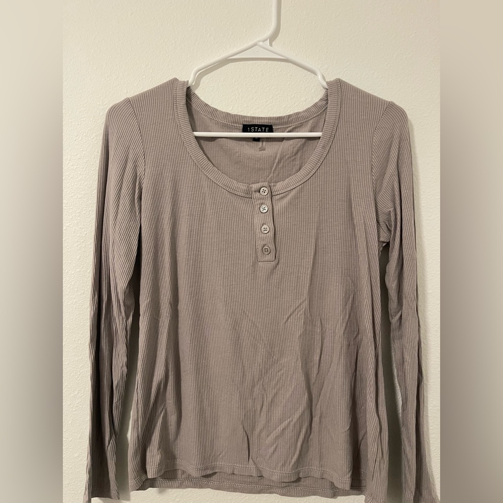 1. State NWOT Women's Buttoned Ribbed Long Sleeve Top - Taupe
